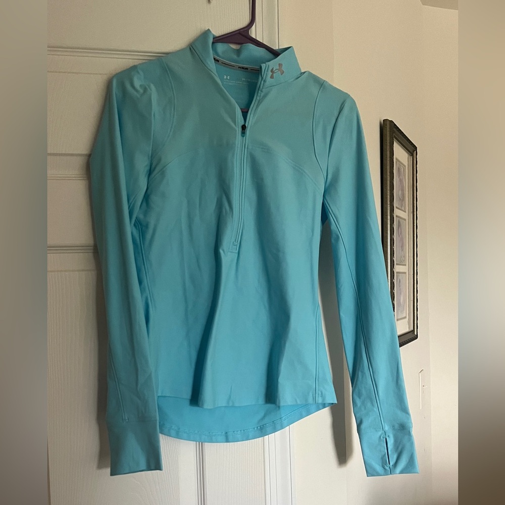 Under armor, ice blue, half zip, size xs